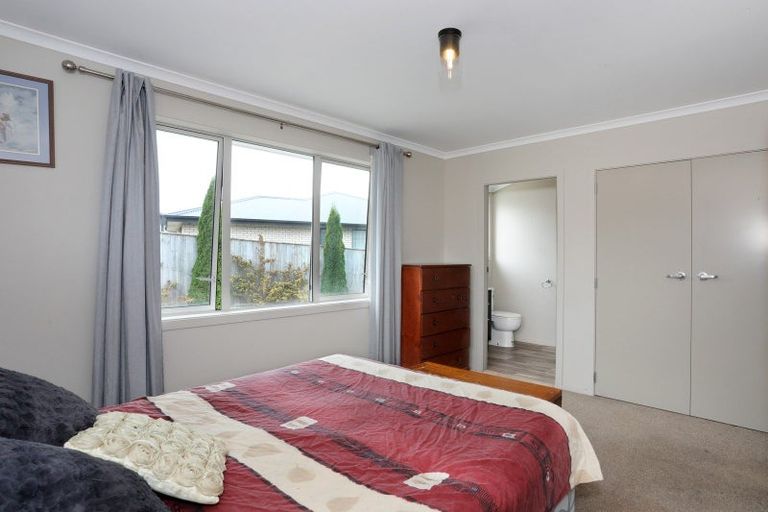 Photo of property in 12 Poplar Grove, Feilding, 4702