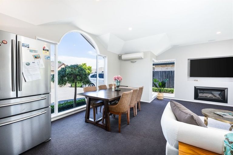 Photo of property in 10 Lady Nugent Lane, Halswell, Christchurch, 8025