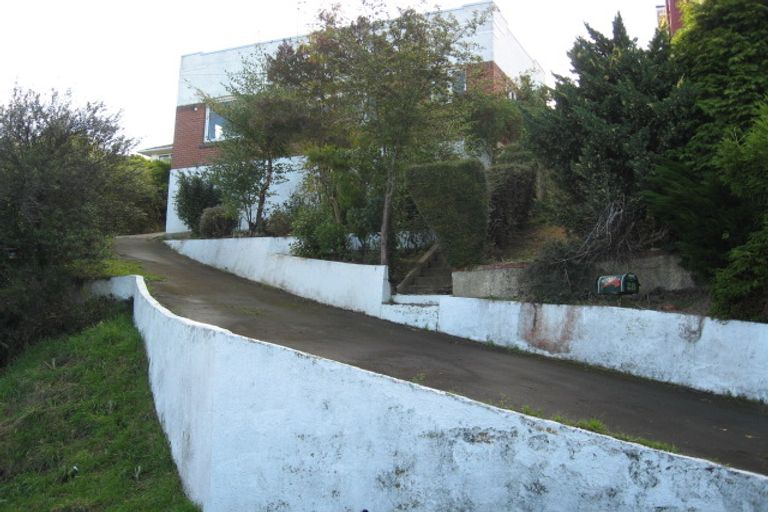 Photo of property in 28 Seaview Terrace, Kew, Dunedin, 9012