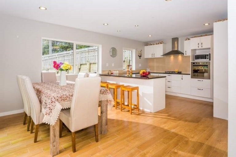 Photo of property in 64 Kyle Road, Greenhithe, Auckland, 0632