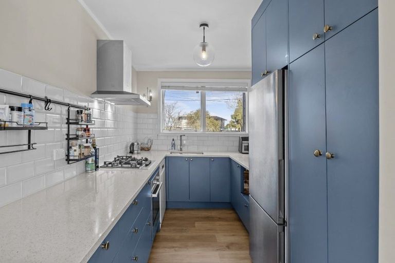 Photo of property in 22 Royal Road, Massey, Auckland, 0614