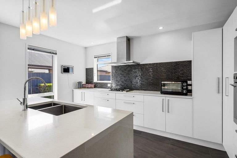 Photo of property in 3 Elba Crescent, Halswell, Christchurch, 8025