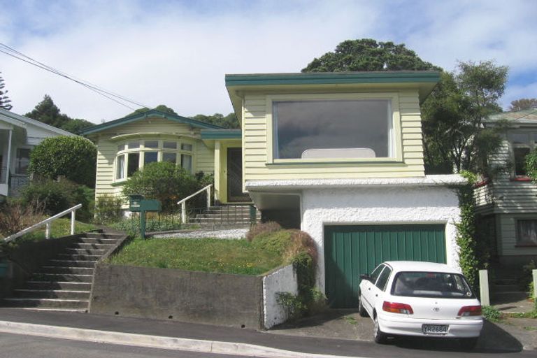 Photo of property in 26 Awarua Street, Ngaio, Wellington, 6035