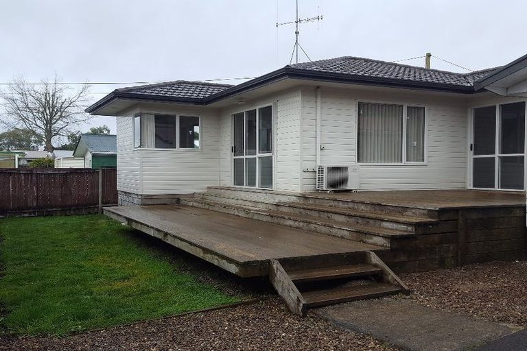 Photo of property in 28 Priscilla Crescent, Melville, Hamilton, 3206