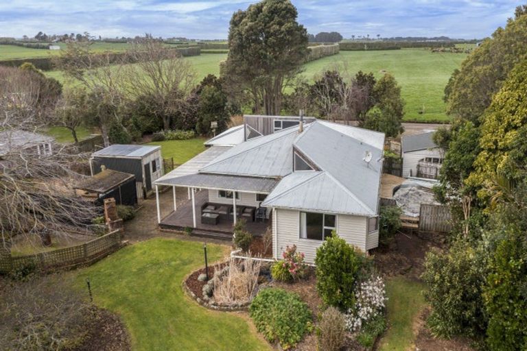 Photo of property in 235 Manutahi Road, Manutahi, Patea, 4598