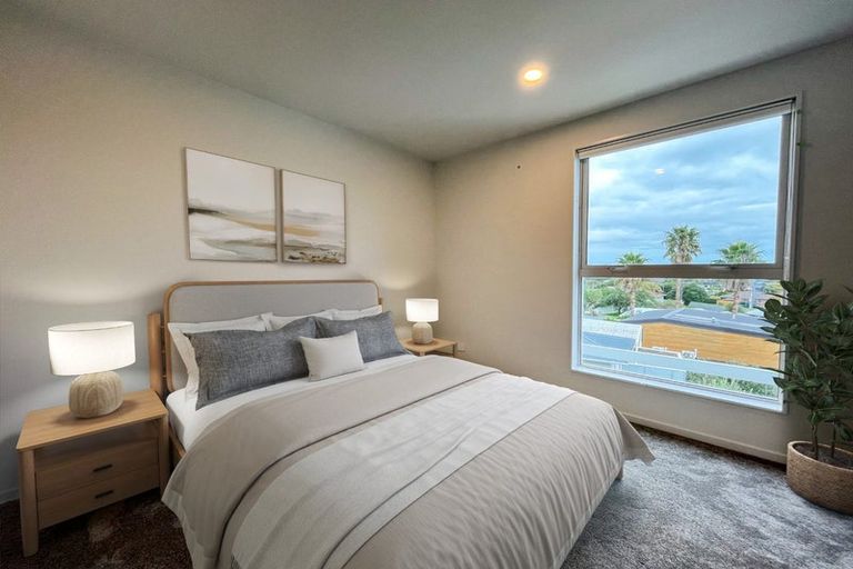 Photo of property in 13/9 Aeroview Drive, Beach Haven, Auckland, 0626