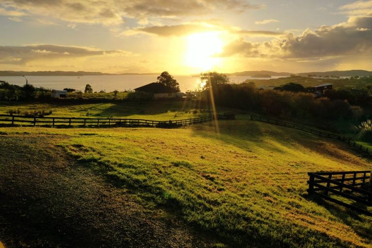 Photo of property in 655 Mahurangi East Road, Algies Bay, Warkworth, 0920