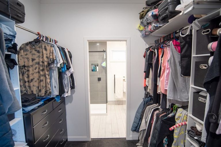 Photo of property in 21b Brian Crescent, Stanmore Bay, Whangaparaoa, 0932