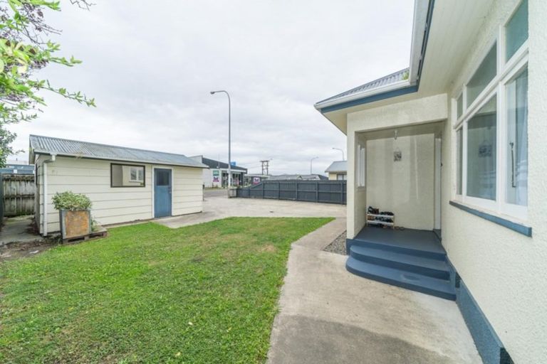 Photo of property in 20 Milson Line, Roslyn, Palmerston North, 4414