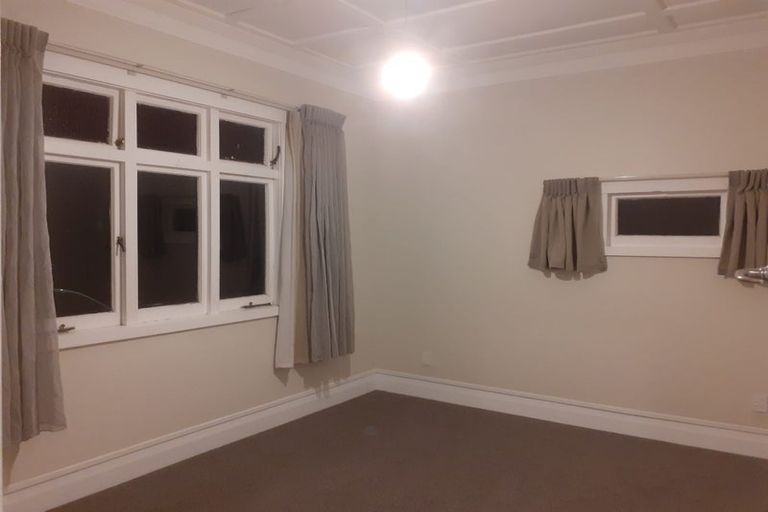 Photo of property in 7 Sinclair Grove, Naenae, Lower Hutt, 5011