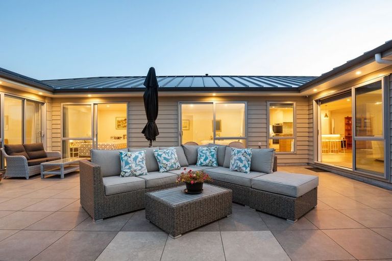 Photo of property in 118 Rosetta Road, Raumati South, Paraparaumu, 5032