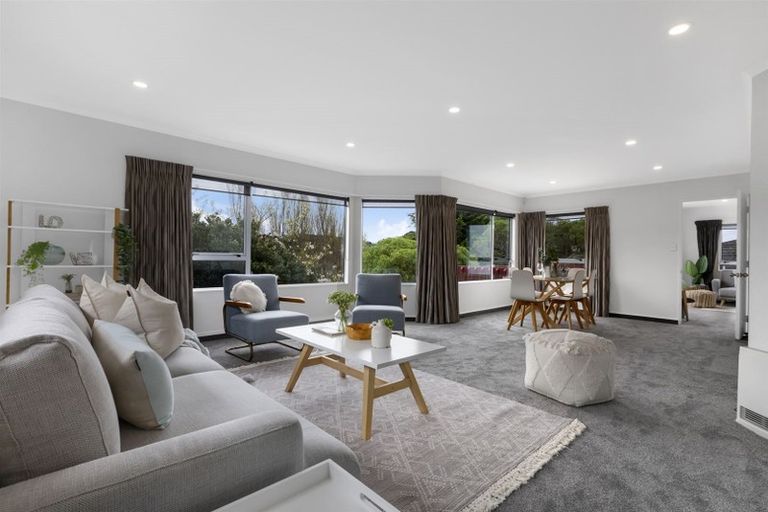 Photo of property in 44 Sailmaker Close, Whitby, Porirua, 5024