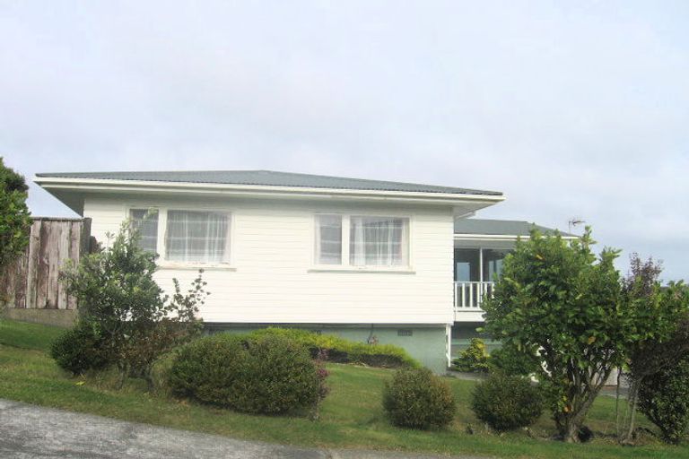 Photo of property in 240 Dowse Drive, Maungaraki, Lower Hutt, 5010