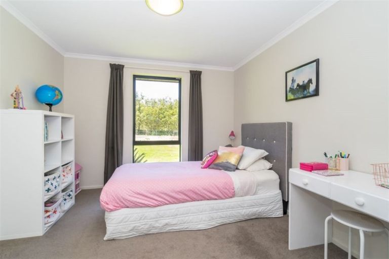 Photo of property in 38 Tara Hills Drive, North Taieri, Mosgiel, 9092