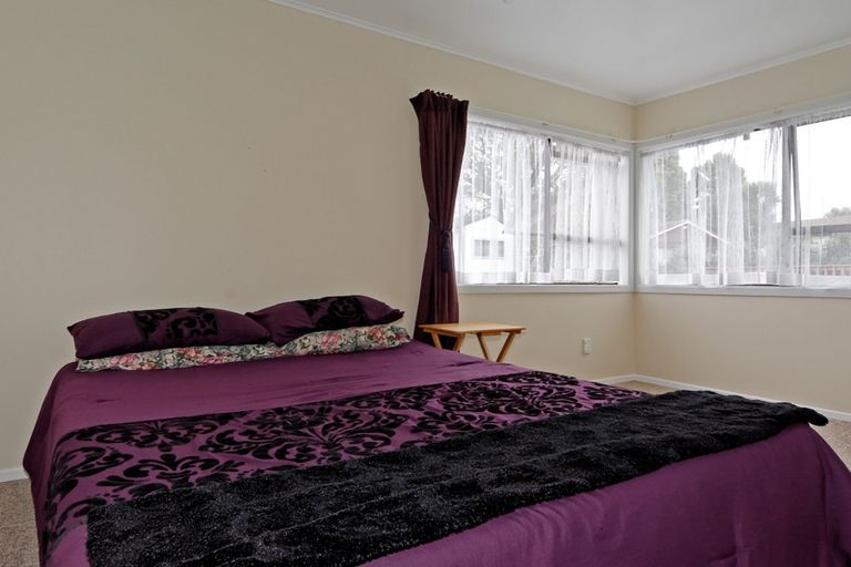 Photo of property in 6 Glen Road, Ranui, Auckland, 0612