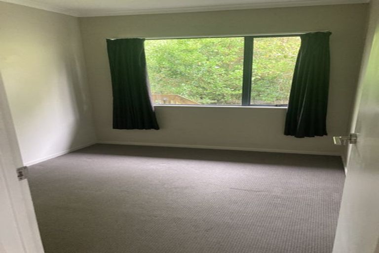 Photo of property in 21 Mona Vale, West Harbour, Auckland, 0618