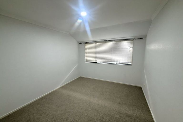 Photo of property in 311 Chapel Road, Flat Bush, Auckland, 2016