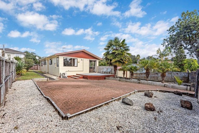 Photo of property in 12 Pisces Road, Glen Eden, Auckland, 0602