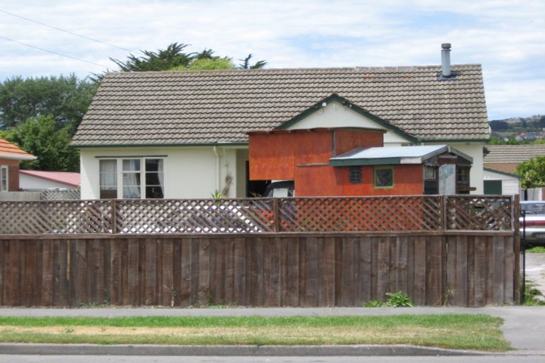 Photo of property in 14 Alport Place, Woolston, Christchurch, 8023