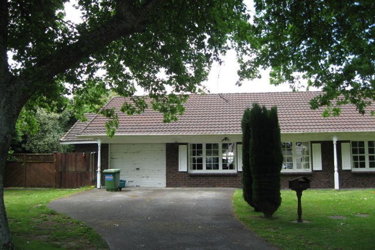 Photo of property in 1 Biscay Place, Conifer Grove, Takanini, 2112