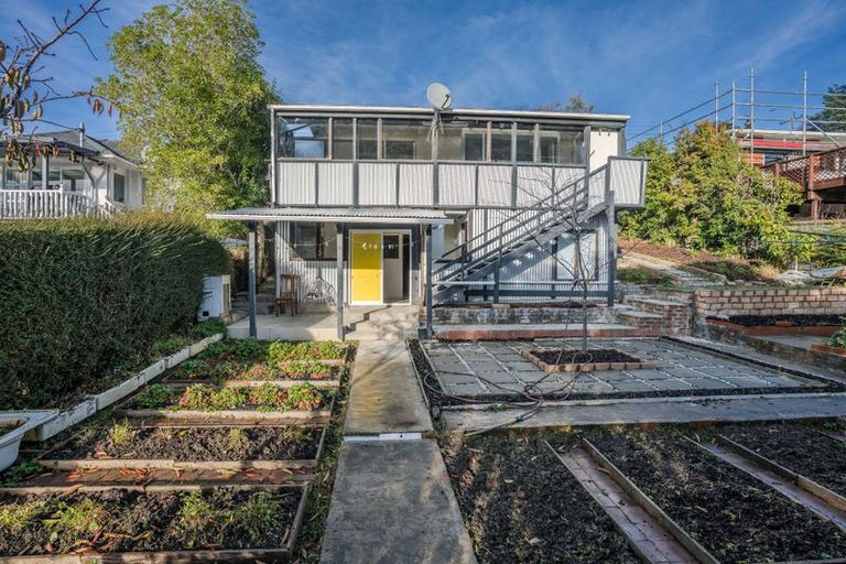 Photo of property in 94 Brockville Road, Glenross, Dunedin, 9011