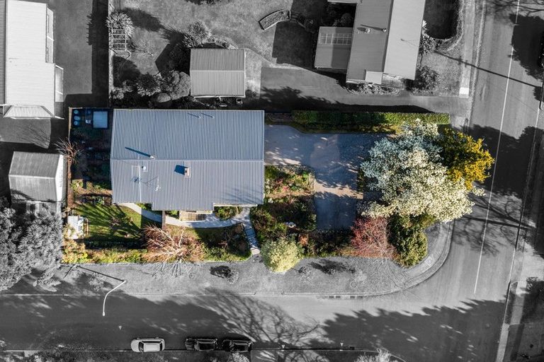 Photo of property in 1 Fairview Place, Te Puke, 3119