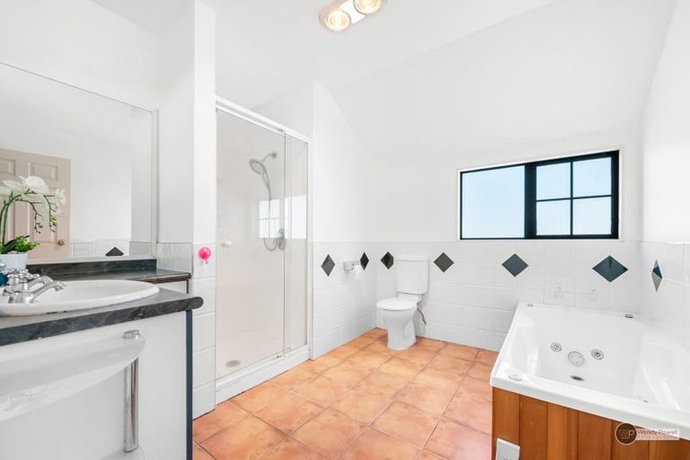 Photo of property in 9 Wilford Street, Woburn, Lower Hutt, 5011