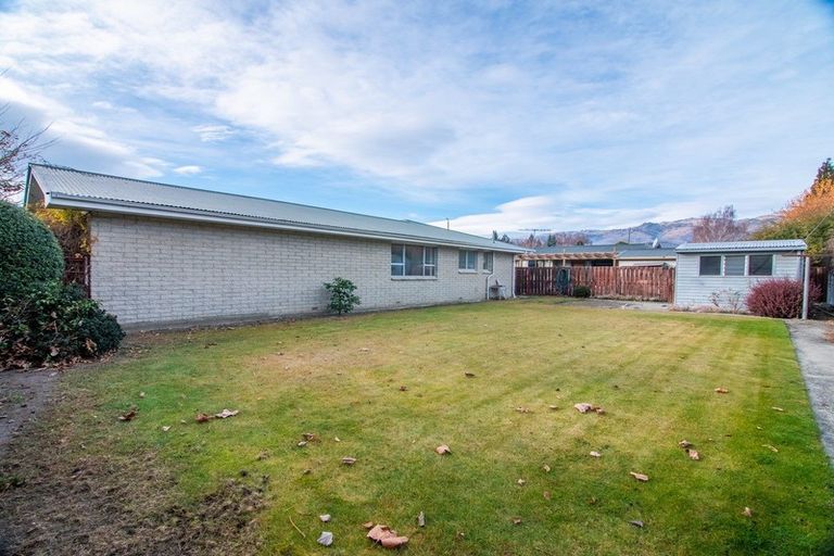 Photo of property in 114 Neplusultra Street, Cromwell, 9310