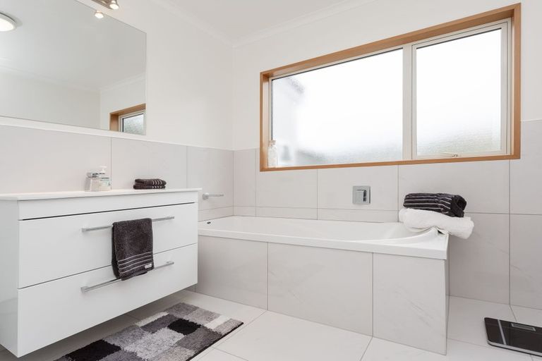 Photo of property in 41 Mcfadden Drive, Mosgiel, 9024