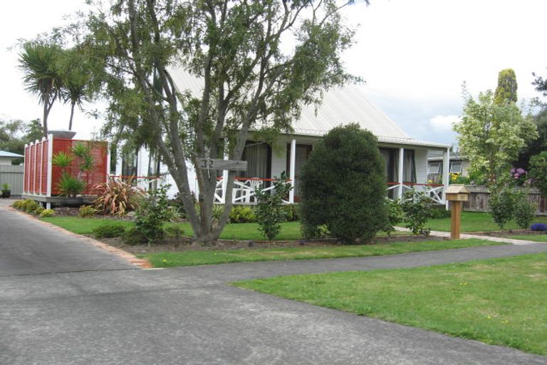 Photo of property in 32 Ward Street, Aramoho, Whanganui, 4500