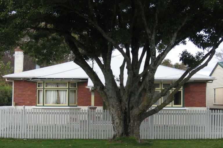 Photo of property in 48 Lincoln Avenue, Epuni, Lower Hutt, 5011