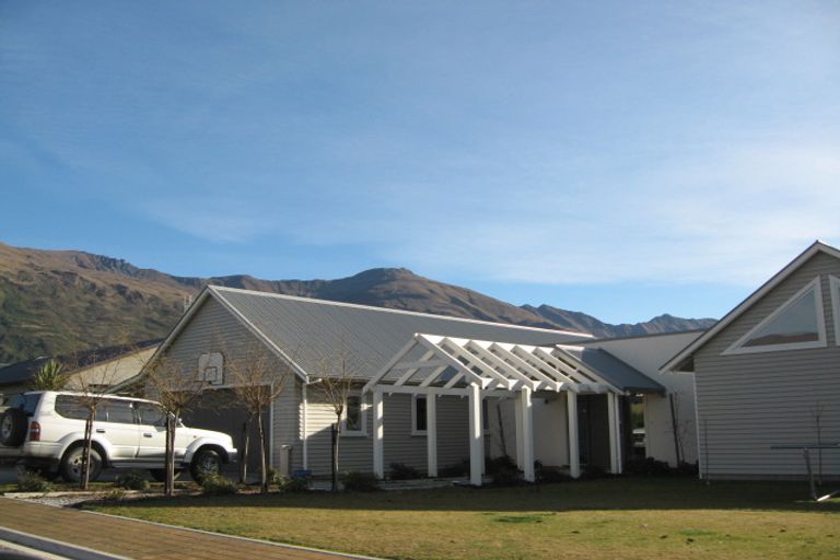 Photo of property in 3 Lansdown Street, Wanaka, 9305