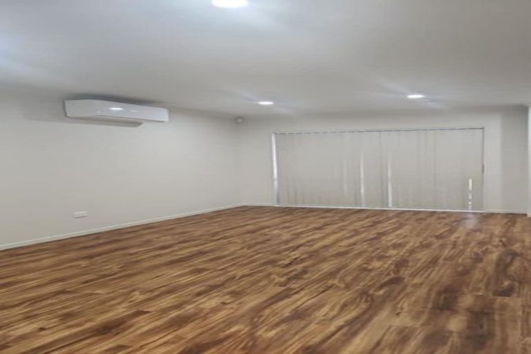 Photo of property in 2/55 Swaffield Road, Papatoetoe, Auckland, 2025