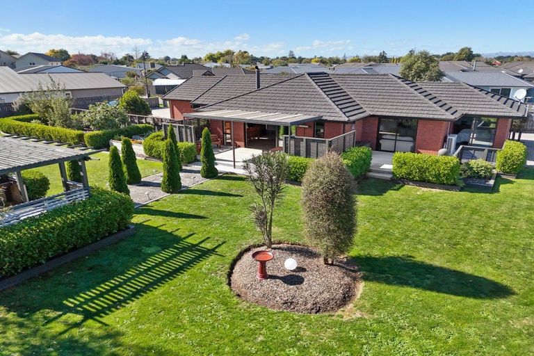 Photo of property in 7 Routhan Way, Carterton, 5713