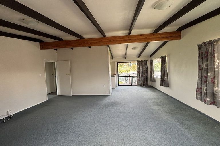 Photo of property in 2 Channel View Road, Clarks Beach, Pukekohe, 2679