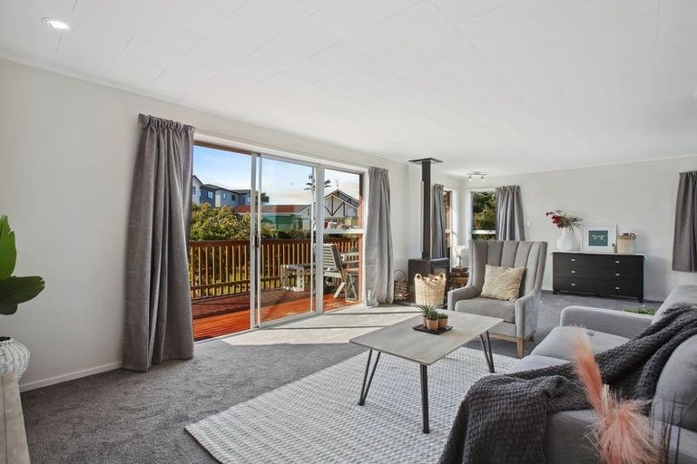 Photo of property in 35b Vincent Street, Howick, Auckland, 2014
