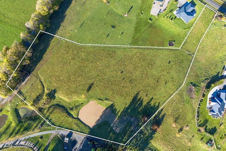 Photo of property in 18 Jg Wilson Drive, Waipukurau, 4281