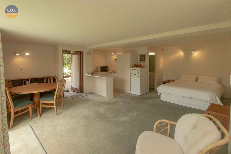 Photo of property in 39a Tauroa Road, Havelock North, 4130