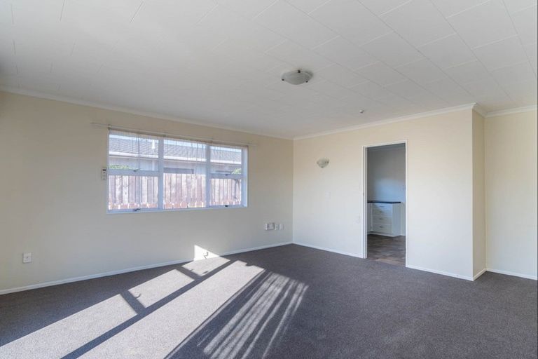 Photo of property in 11 Anaru Street, Raumati Beach, Paraparaumu, 5032