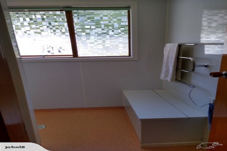 Photo of property in 6 Oxford Road, Lake Rotoma, Rotorua, 3074