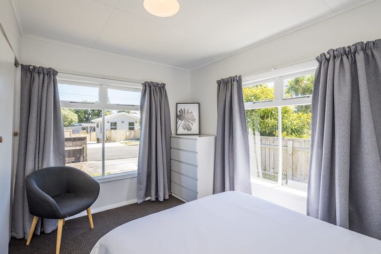 Photo of property in 5a Titoki Road, Raumati Beach, Paraparaumu, 5032