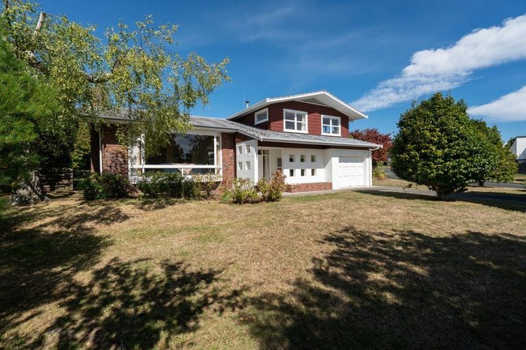 Photo of property in 27 Oregon Drive, Rainbow Point, Taupo, 3330