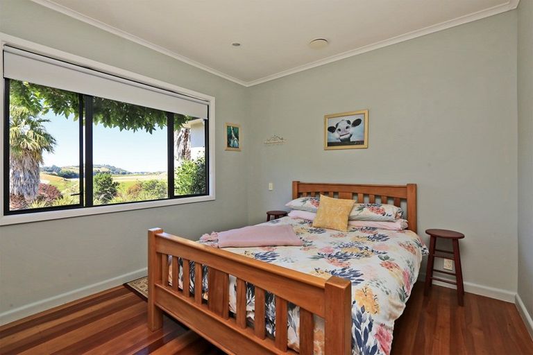 Photo of property in 244 Seafield Road, Eskdale, Napier, 4182