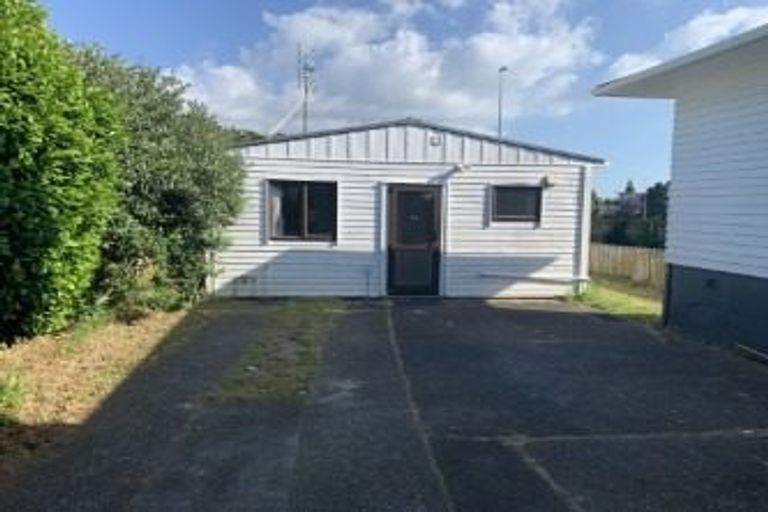Photo of property in 6 O'connell Street, Manurewa, Auckland, 2102