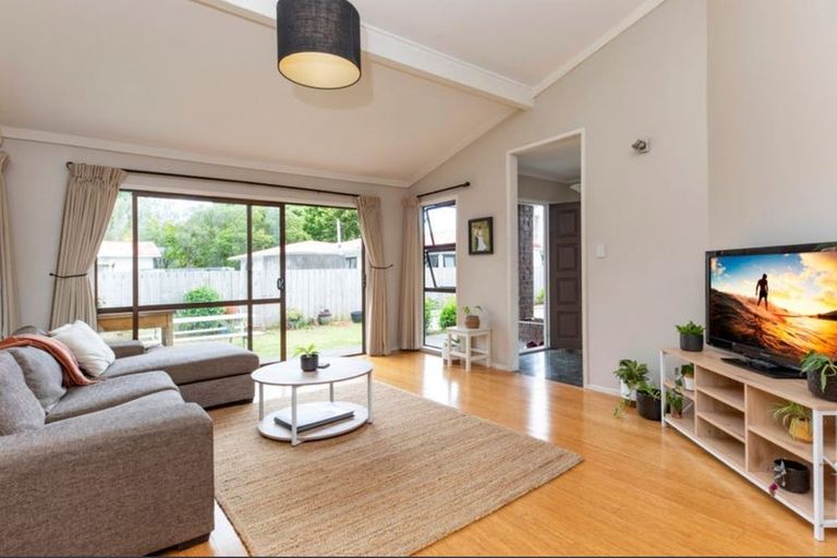 Photo of property in 3 Waimauku Station Road, Waimauku, 0812