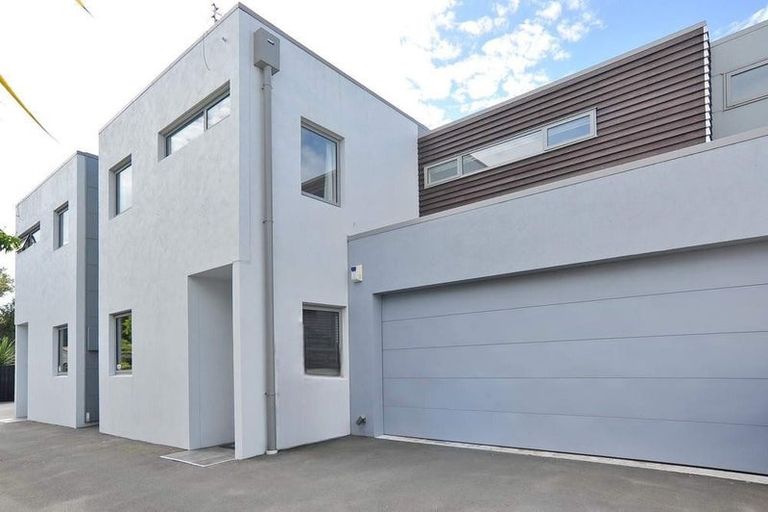 Photo of property in 9b Champion Street, Edgeware, Christchurch, 8013