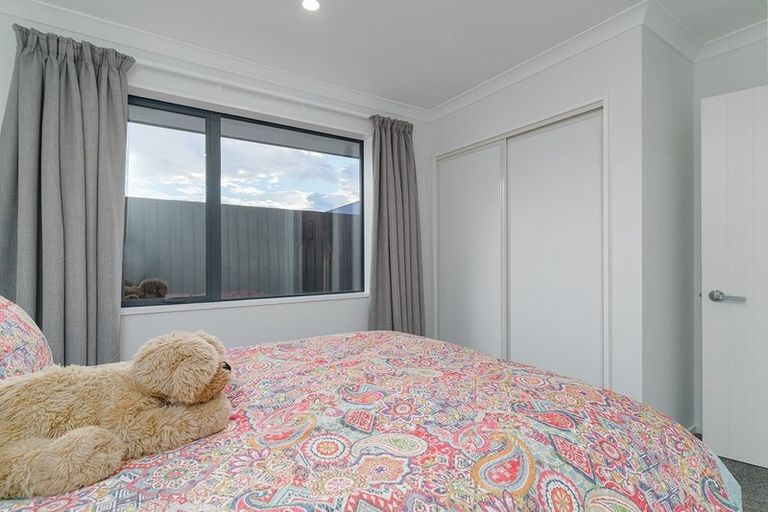 Photo of property in 4 Pierce Street, Marshland, Christchurch, 8083