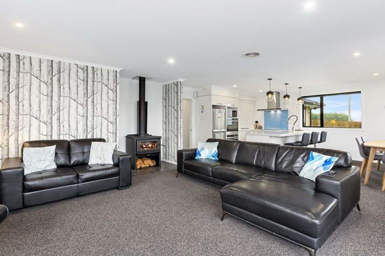 Photo of property in 50 Titri Road, Waihola, Outram, 9073