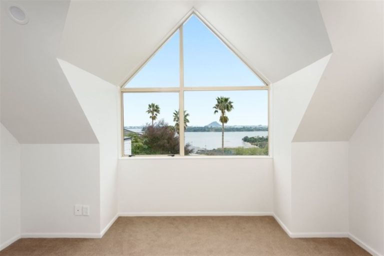 Photo of property in 17/674l Ranginui Road, Welcome Bay, Tauranga, 3175