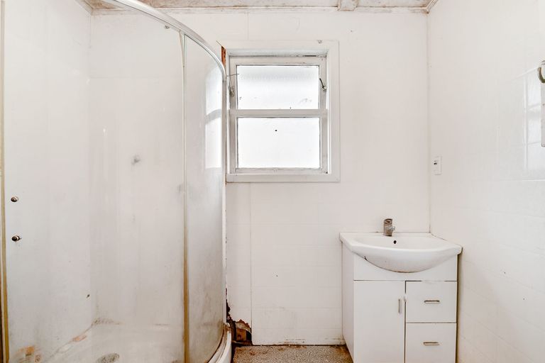 Photo of property in 44 Fisher Crescent, Otara, Auckland, 2023